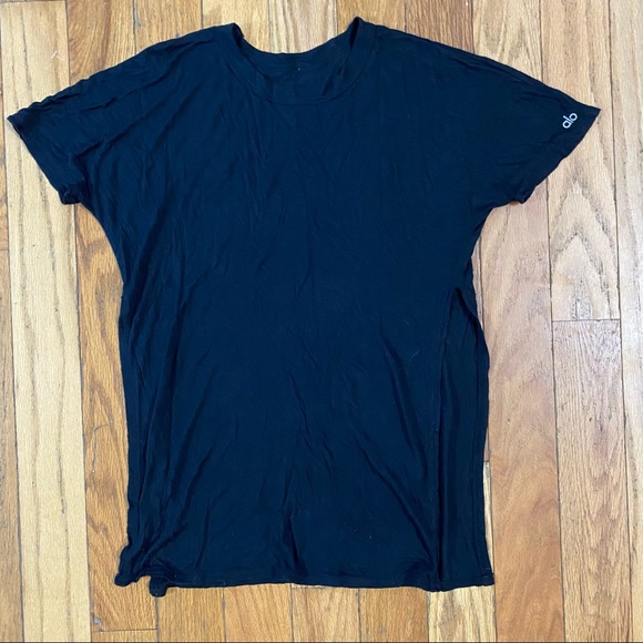 ALO Yoga Tops - ALO Yoga Black Open Side Short Sleeve Shirt
